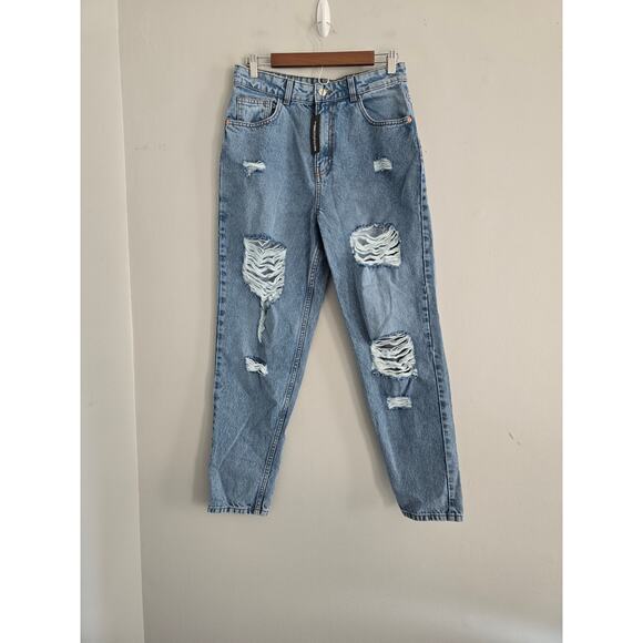 PrettyLittleThings Distressed Mom Jeans Size 6 NWT - Picture 1 of 4